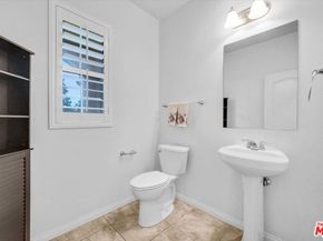 15686 Slowik Court, Fontana CA 92336