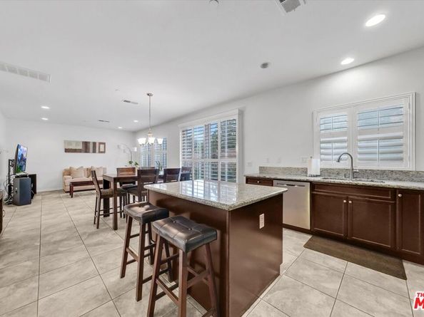 15686 Slowik Court, Fontana CA 92336