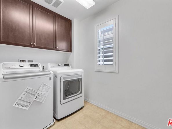 15686 Slowik Court, Fontana CA 92336