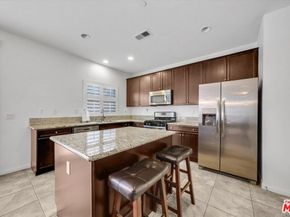 15686 Slowik Court, Fontana CA 92336