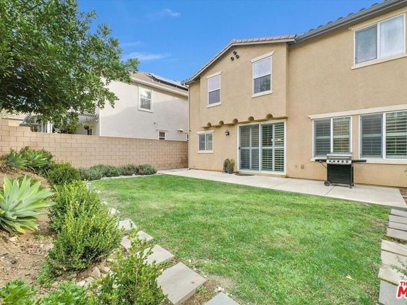 15686 Slowik Court, Fontana CA 92336