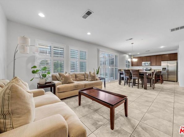 15686 Slowik Court, Fontana CA 92336