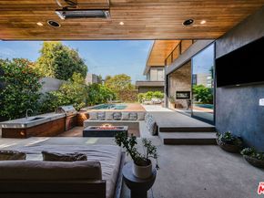 1385 Palms Boulevard, Venice CA 90291