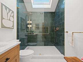 5252 Range View Avenue, Los Angeles CA 90042