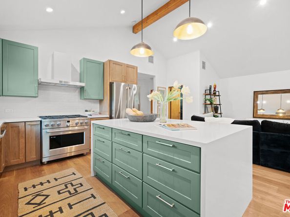 5252 Range View Avenue, Los Angeles CA 90042