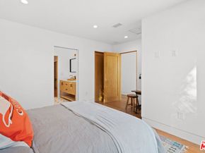 5252 Range View Avenue, Los Angeles CA 90042