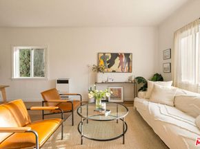 1222 N Hoover Street 1/2, Los Angeles CA 90029