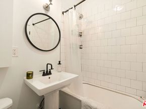 1222 N Hoover Street 1/2, Los Angeles CA 90029