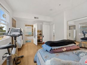 10715 Camarillo Street 307, North Hollywood CA 91602