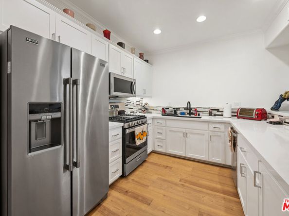 10715 Camarillo Street 307, North Hollywood CA 91602