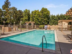 10715 Camarillo Street 307, North Hollywood CA 91602