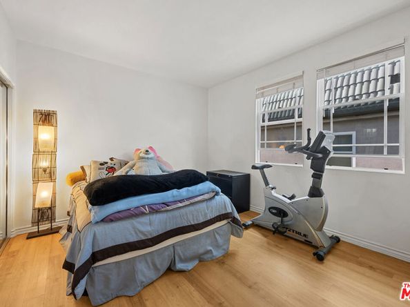 10715 Camarillo Street 307, North Hollywood CA 91602