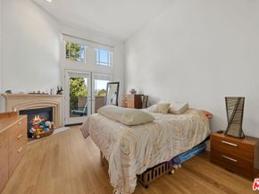 10715 Camarillo Street 307, North Hollywood CA 91602