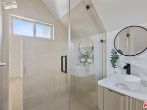 3945 Franklin Street, La Crescenta CA 91214