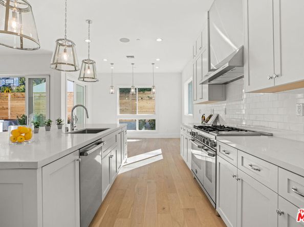 744 Almar Avenue, Pacific Palisades CA 90272