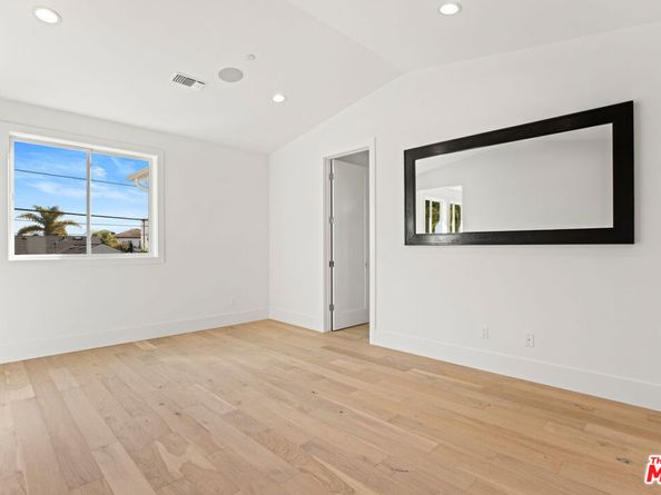 744 Almar Avenue, Pacific Palisades CA 90272