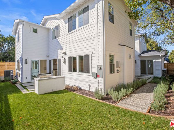 744 Almar Avenue, Pacific Palisades CA 90272