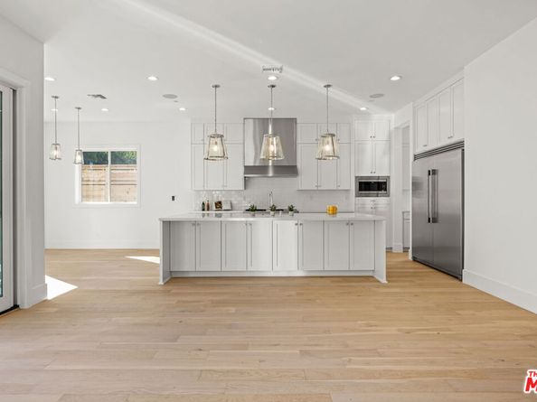 744 Almar Avenue, Pacific Palisades CA 90272