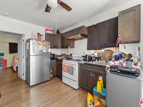 1325 E Adams Boulevard, Los Angeles CA 90011