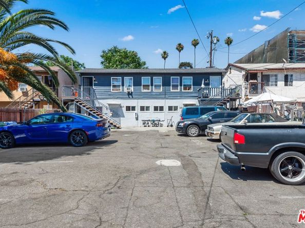 1325 E Adams Boulevard, Los Angeles CA 90011