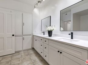 828 S Bedford Street 202, Los Angeles CA 90035