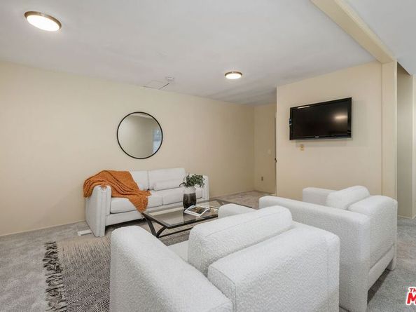 3928 Clayton Avenue, Los Angeles CA 90027