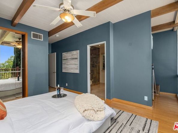 3928 Clayton Avenue, Los Angeles CA 90027