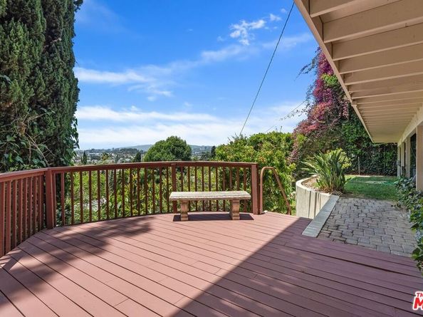 3928 Clayton Avenue, Los Angeles CA 90027