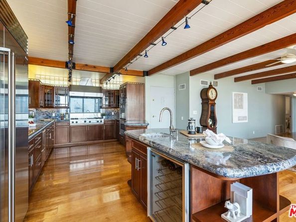 3928 Clayton Avenue, Los Angeles CA 90027