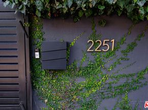 2251 N Cahuenga Boulevard, Los Angeles CA 90068