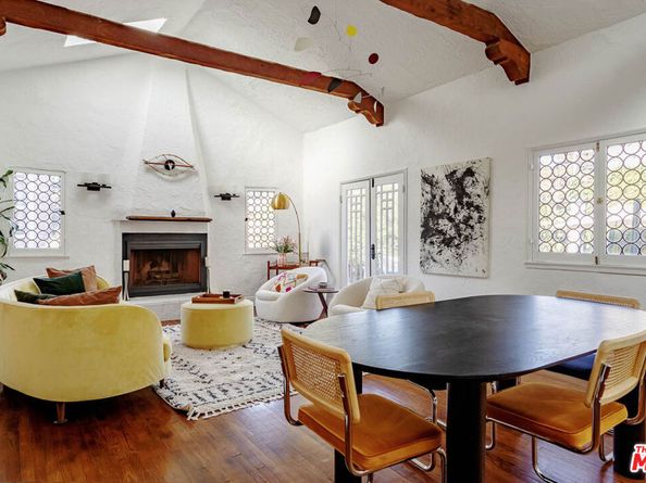 2251 N Cahuenga Boulevard, Los Angeles CA 90068