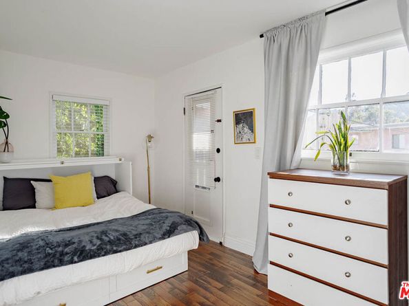 2251 N Cahuenga Boulevard, Los Angeles CA 90068