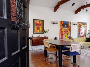 2251 N Cahuenga Boulevard, Los Angeles CA 90068