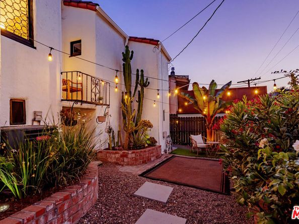 2251 N Cahuenga Boulevard, Los Angeles CA 90068