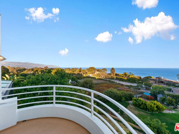 29035 Cliffside Drive, Malibu CA 90265