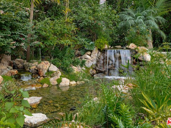 13524 D'Este Drive, Pacific Palisades CA 90272