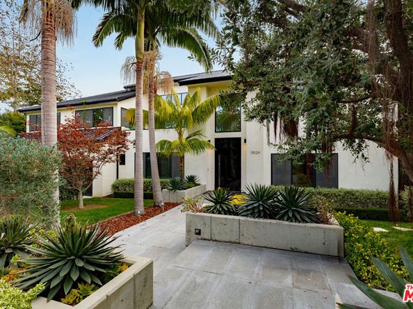 13524 D'Este Drive, Pacific Palisades CA 90272