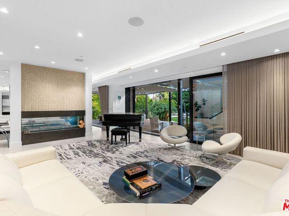 13524 D'Este Drive, Pacific Palisades CA 90272