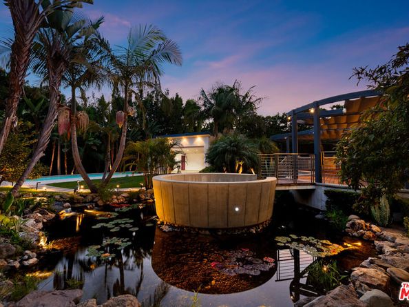 13524 D'Este Drive, Pacific Palisades CA 90272