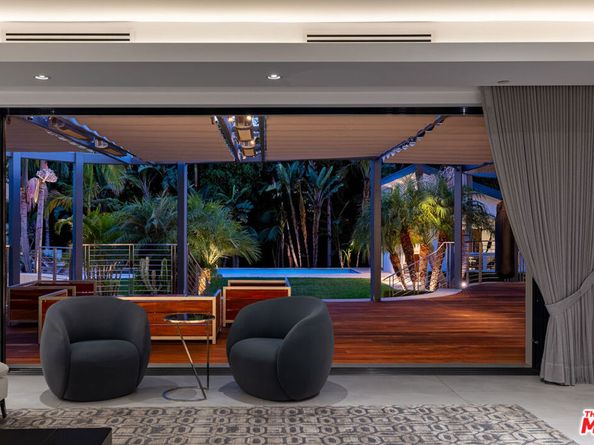 13524 D'Este Drive, Pacific Palisades CA 90272