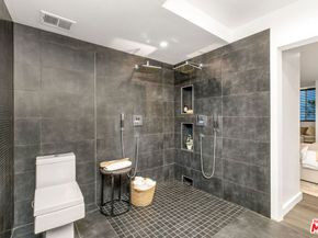 7250 Franklin Avenue 1204, Los Angeles CA 90046