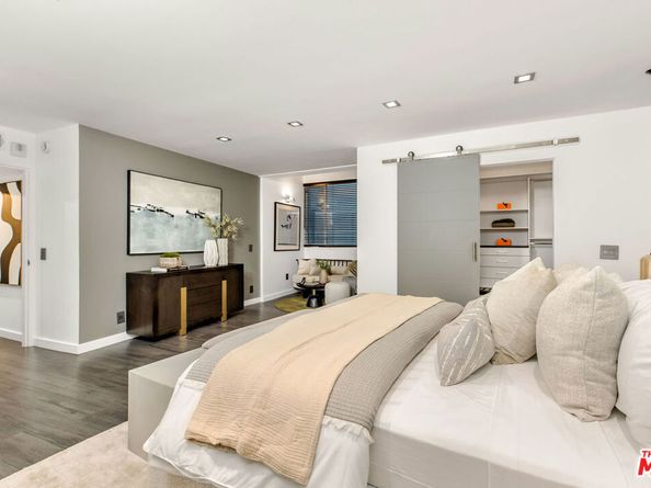 7250 Franklin Avenue 1204, Los Angeles CA 90046