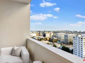 7250 Franklin Avenue 1204, Los Angeles CA 90046