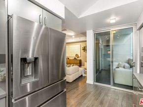 7250 Franklin Avenue 1204, Los Angeles CA 90046