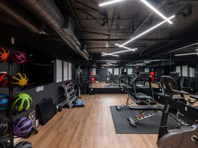 930 N Doheny Drive 305, West Hollywood CA 90069