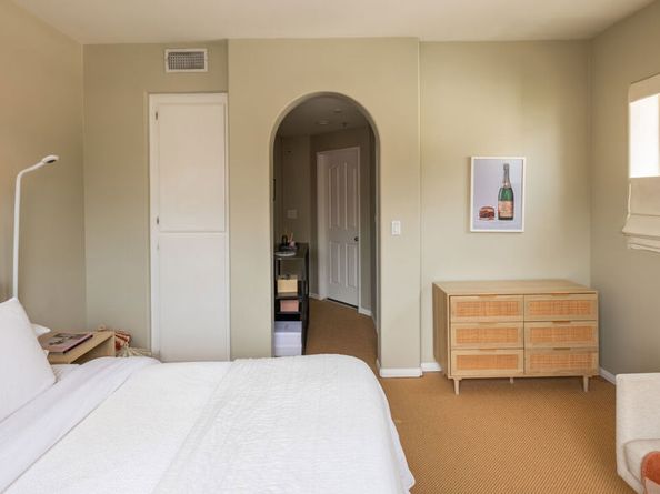 930 N Doheny Drive 305, West Hollywood CA 90069