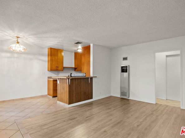 615 E Magnolia Boulevard, Burbank CA 91501