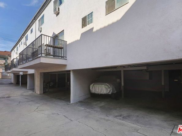 615 E Magnolia Boulevard, Burbank CA 91501