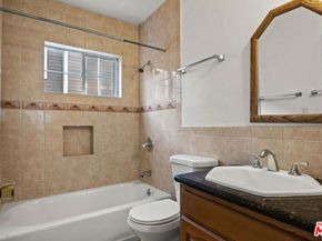 615 E Magnolia Boulevard, Burbank CA 91501