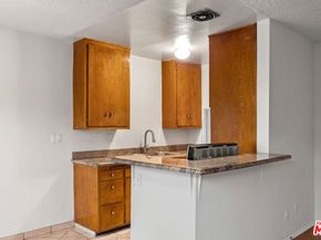 615 E Magnolia Boulevard, Burbank CA 91501